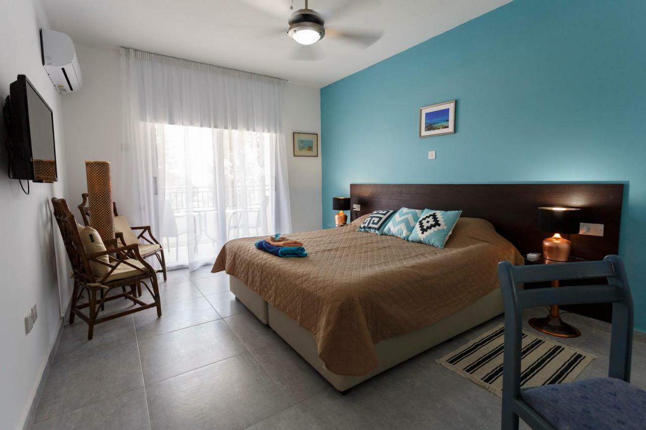 Coral Bay Sea Breeze Apartments - 3 Bedroom Apartment Peja Zewnętrze zdjęcie