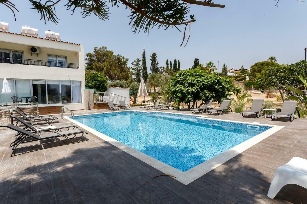 Coral Bay Sea Breeze Apartments - 3 Bedroom Apartment Peja Zewnętrze zdjęcie